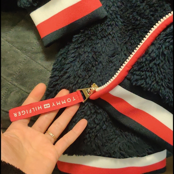 Tommy Hilfiger fleece hooded jacket - Picture 2 of 8